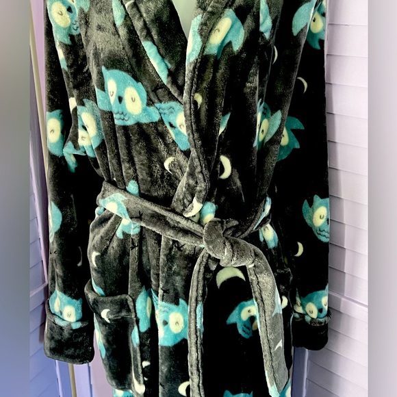 Sonoma women’s robe, size medium - Picture 2 of 3